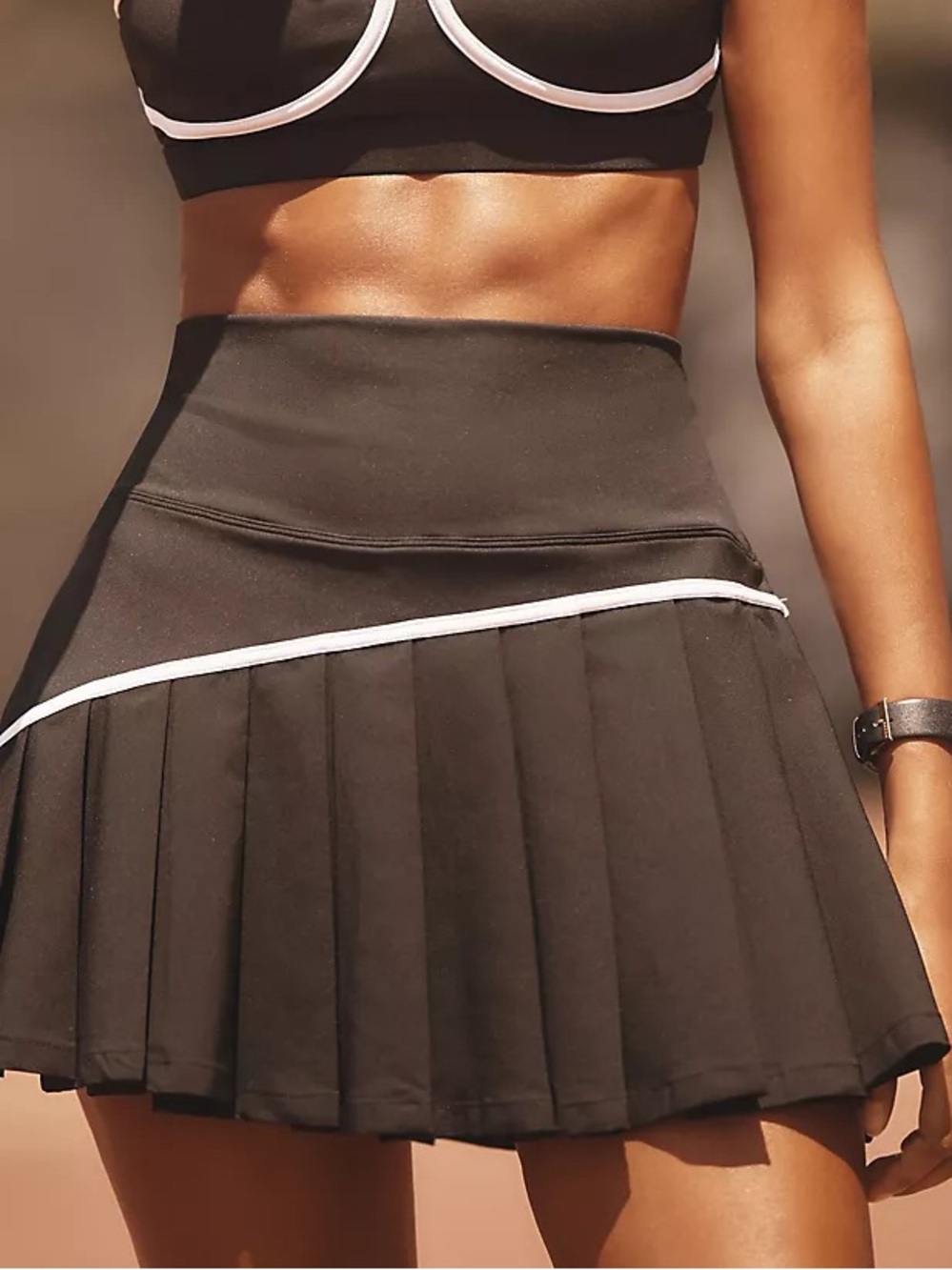 NWOT Beach Riot Venus Black White Mini Pleated Skort Skirt Small